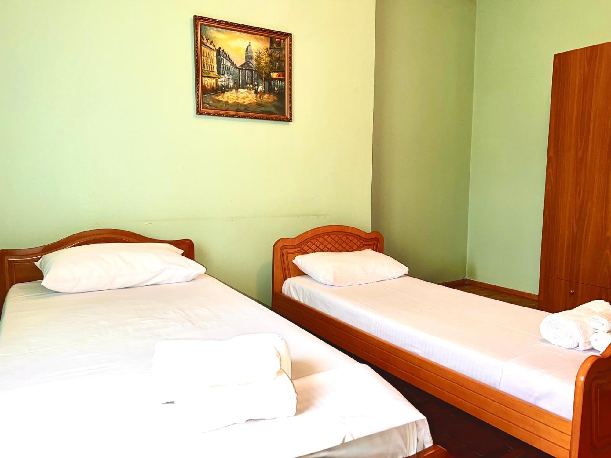 Berat Private Room In Haxhialiu Villa Exterior photo