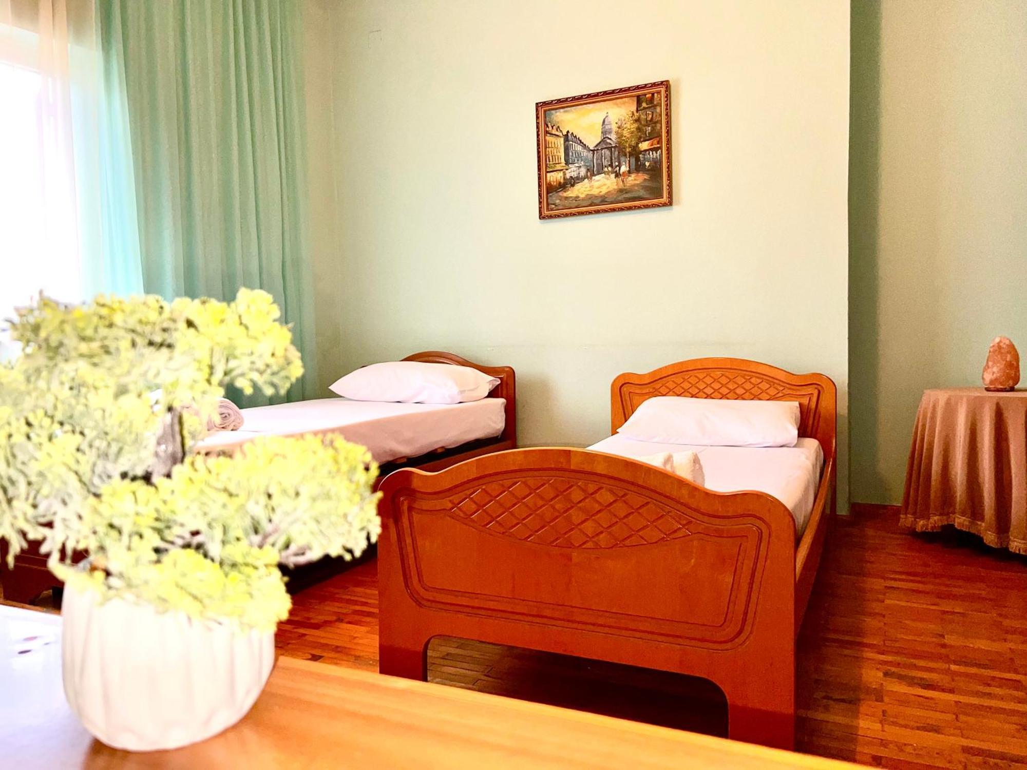 Berat Private Room In Haxhialiu Villa Exterior photo